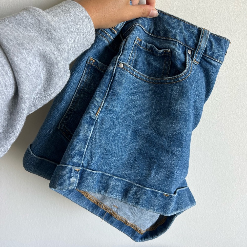 PacSun Mom Short
